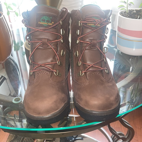 NWOT Timberland Boots - Picture 2 of 3